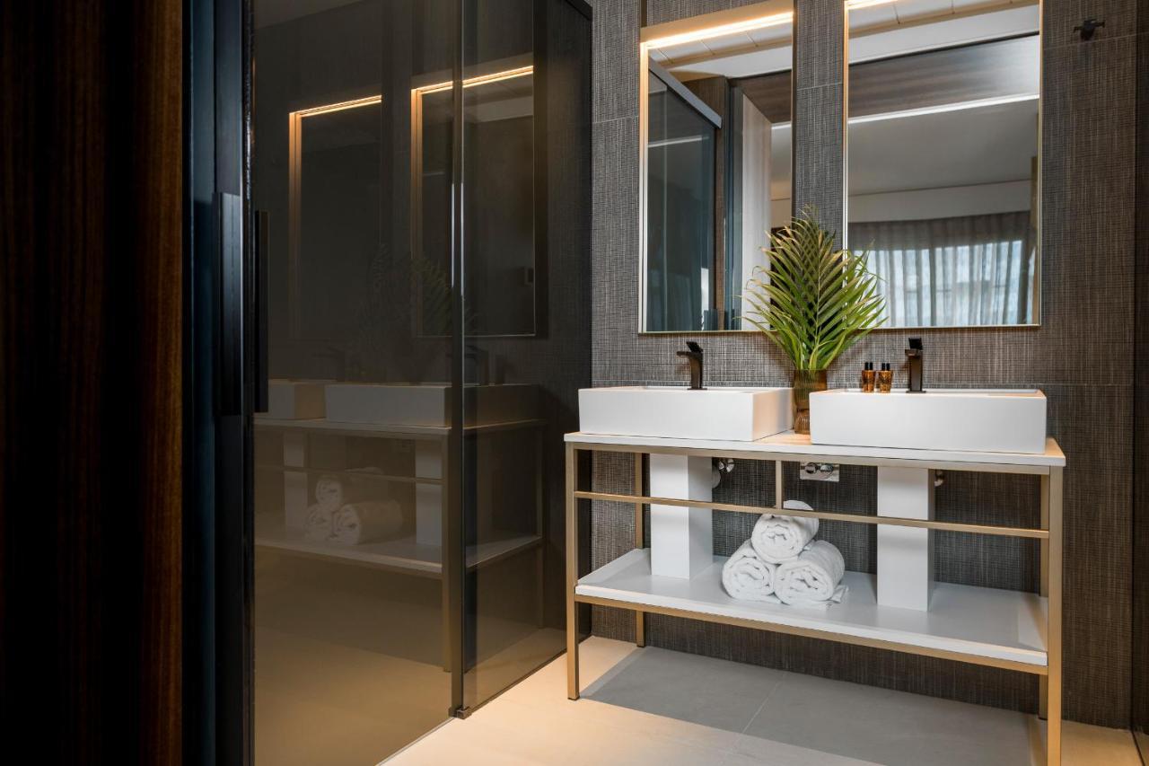 We Me Suite Hotel Riccione Exterior photo