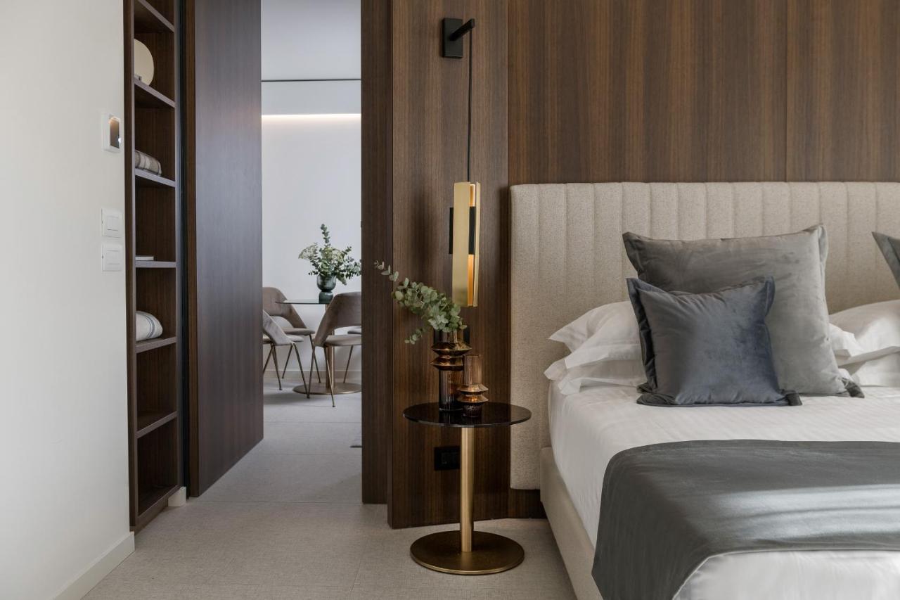 We Me Suite Hotel Riccione Exterior photo