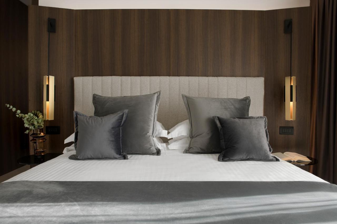 We Me Suite Hotel Riccione Exterior photo
